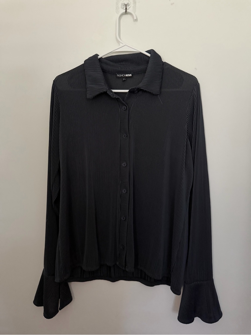 Fashion nova black/navy long sleeve button down pleated flared bell style cuffs